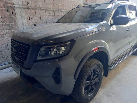 NISSAN FRONTIER 2.3 16V TURBO DIESEL PRO4X CD 4X4 AUTOMÁTICO